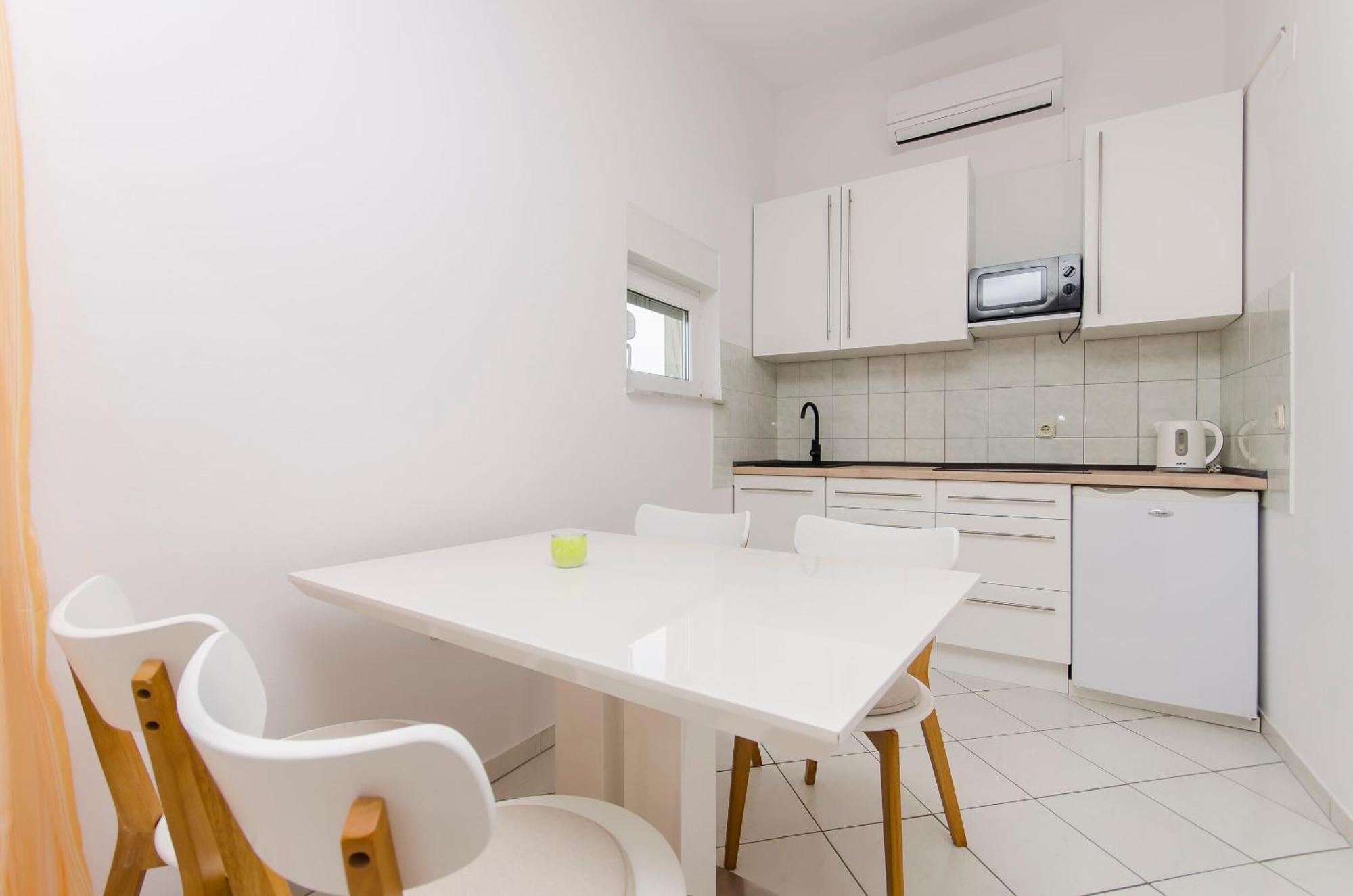 Apartments Ivan Vir Extérieur photo